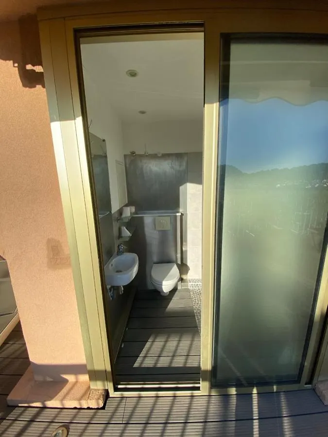 T2 En Duplex Avec Solarium Face Mer Cavalaire-sur-Mer 0*,
