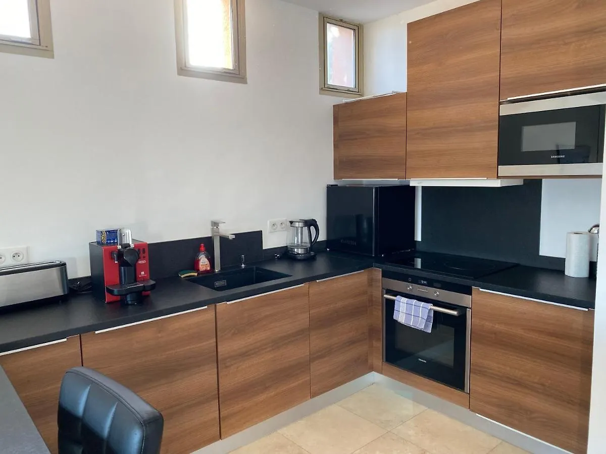 T2 En Duplex Avec Solarium Face Mer Cavalaire-sur-Mer Apartment
